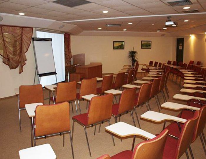Конференц-зал на 65 чел - Комплекс «Миндальная роща» Конференц-зал на 65 чел - Комплекс «Миндальная роща»