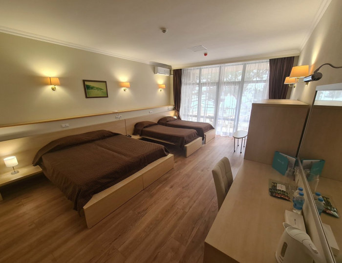 Комфорт + (отель «Аквапарк») - Комплекс «Миндальная роща»