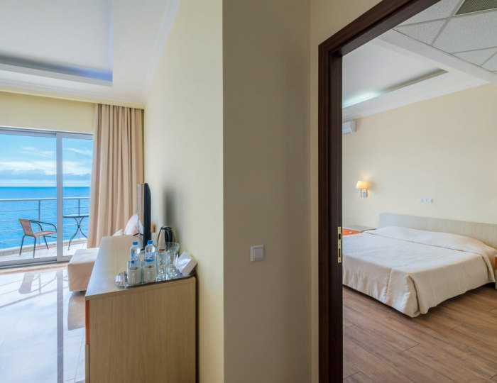 Люкс (отель «Морской») - Комплекс «Миндальная роща»