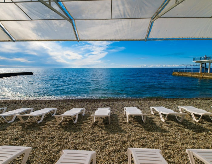 Оборудованный пляж - Комплекс «Миндальная роща»